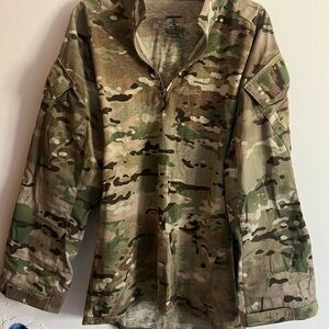 Patagonia L9 multicam combat shirt size Medium